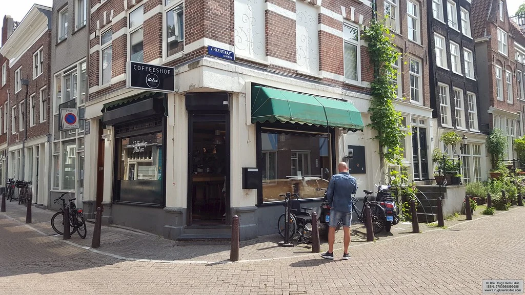 Relax on Binnen Oranjestraat, archival photograph.